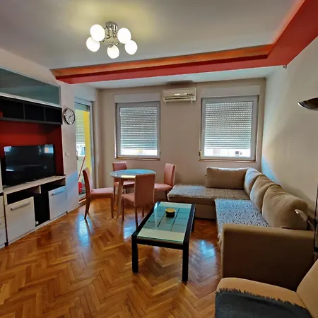 Apartment Maja